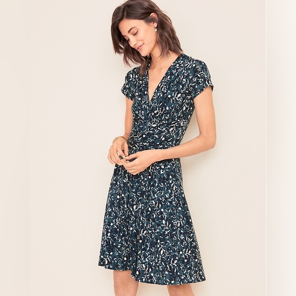 Garnet Hill Dresses & Skirts - Garnet Hill Floral Ruched Knit Wrap Dress Small Lined